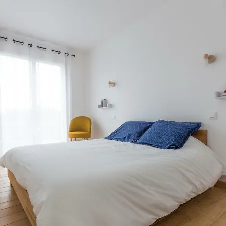 Elaia Location * Azille